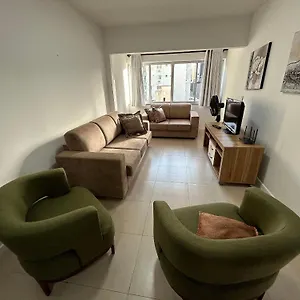 Apto Almeida E Moraes Avenida Brasil Apartamento Balneário Camboriú
